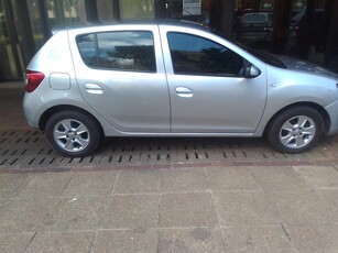 2016 Renault Sandero T900 in a very good condition