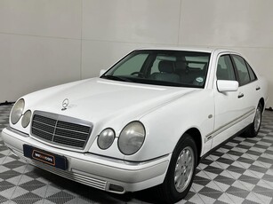1998 Mercedes Benz E 240 Elegance Auto