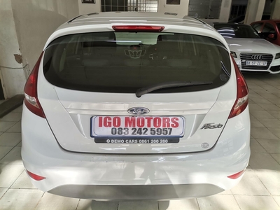 2012 Ford Fiesta 1.6Trend Manual Mechanically perfect with Clothes Seat
