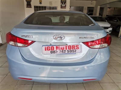 2012 HYUNDAI ELANTRA 1.8GLS MANUAL