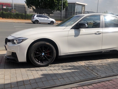 2014 BMW 316i (F30) Luxury Line