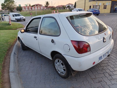 2003 FORD FIESTA