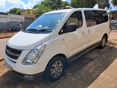 2013 Hyundai H1 2.5 diesel engine Automatic transmission