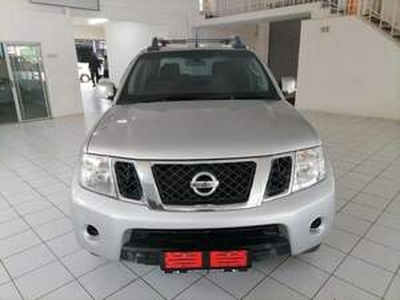 Nissan Navara 2013, Automatic, 2.5 litres - Grootfontein AH