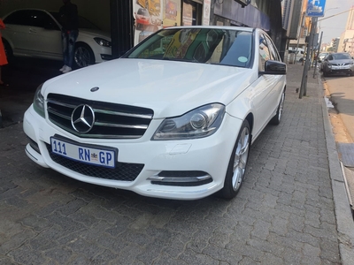 2013 Mercedes Benz C 250 CDi Blue Efficiency Avantgarde 7G-Tronic