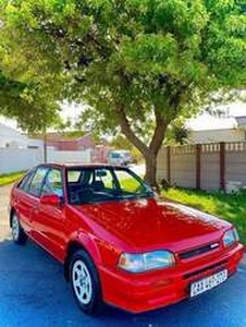 Mazda 323 2000, Manual, 1.3 litres - Durban