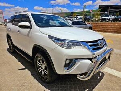 Toyota Fortuner 2019, Automatic - Arnot