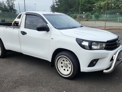 Toyota Hilux 2018, Manual, 2 litres - Silver Lakes