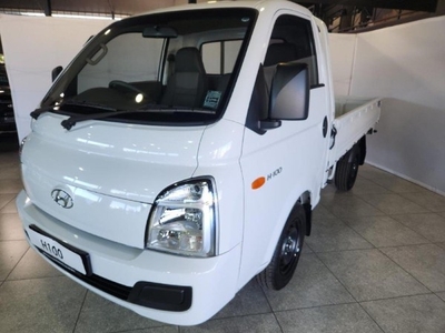 Used Hyundai H100 Bakkie 2.6D Dropside for sale in Free State
