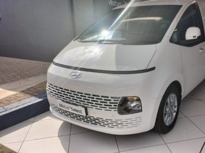 Used Hyundai Staria 2.2d Auto for sale in Gauteng