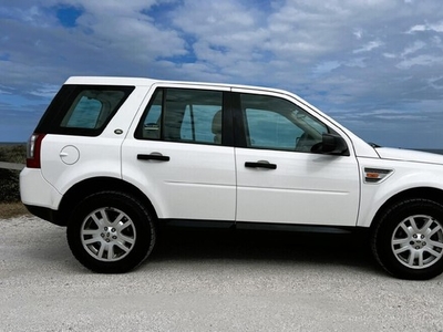 Used Land Rover Freelander II 2.2 TD4 SE Auto for sale in Western Cape