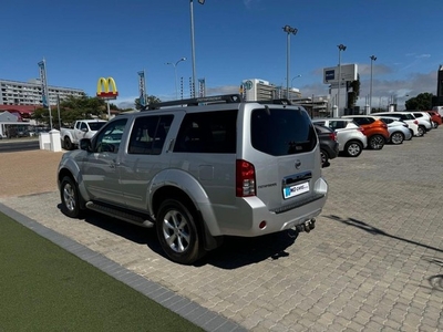 Used Nissan Pathfinder 2.5 dCi 4x4 LE Auto for sale in Western Cape