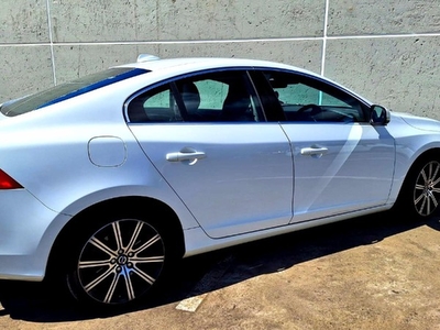 Used Volvo S60 T4 Excel Auto for sale in Kwazulu Natal