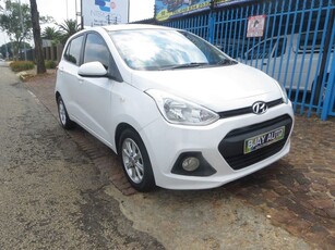 2015 Hyundai Grand i10 1.2 Motion, White with 69000km available now!