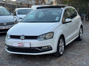 2017 Volkswagen Polo 1.2 TSI Comfortline, White with 145000km available now!