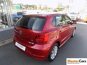 Red polo tsi 2014 in a very good condition for sale