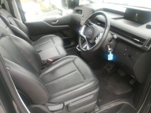 Used Hyundai Staria 2.2d Executive Auto for sale in Eastern Cape