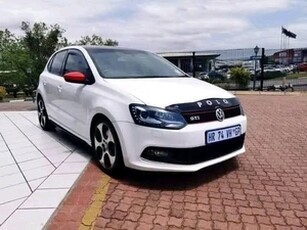 Volkswagen Golf 2016, Automatic, 2 litres - Cape Town
