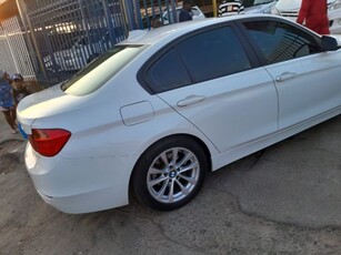 2014 BMW 3 Series 316i Luxury auto For Sale in Gauteng, Johannesburg