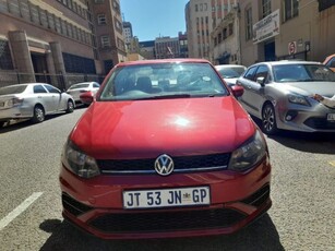2014 Volkswagen Polo sedan 1.4 Comfortline For Sale in Gauteng, Johannesburg