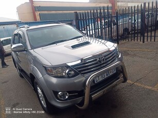 2015 Toyota Fortuner 3.0D-4D auto For Sale in Gauteng, Johannesburg
