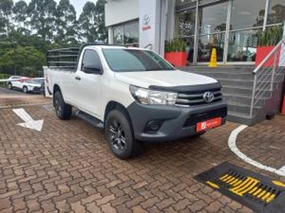 Toyota Hilux 2.7 single cab S