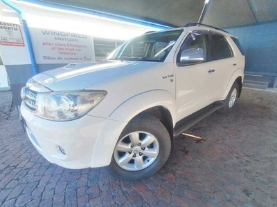 2011 TOYOTA FORTUNER 3.0D-4D R/B A/T For Sale in Western Cape, Kuilsriver