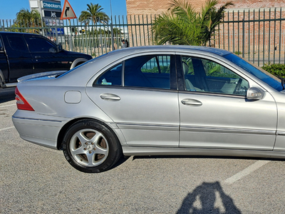 2001 C240 Avantgarde 2.6L V6 - Mercedes Benz Please read ad and make an offer