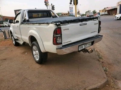 Toyota Hilux 2014, Manual, 3 litres - Johannesburg