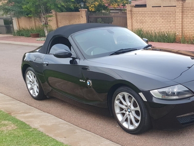 2006 BMW Z4 2.5si Roadster For Sale