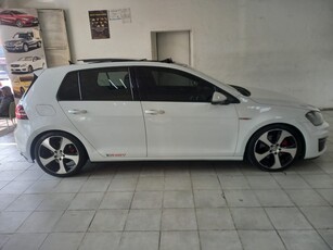2015 VW GOLF7 GTI 2.0DSG AUTOMATIC 71000KM Mechanically perfect with Sunroof