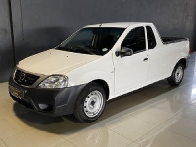 2021 Nissan NP200 1.6 8V Base + Safety