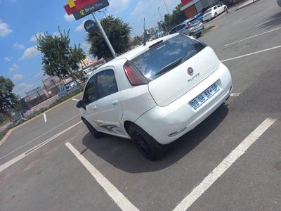 2015 Fiat Punto Active
