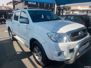 2010 Toyota Hilux Double Cab used car for sale in Johannesburg East Gauteng South Africa - OnlyCars.co.za