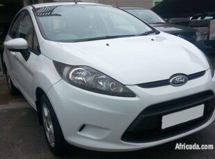 IMMACULATE FORD FIESTA 1. 6i TREND 5Dr, 2010, WHITE, 87000KM