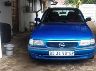 Opel Astra 1998, Manual, 2 litres - Johannesburg