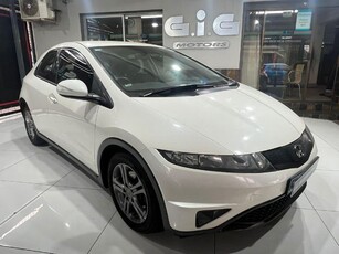 Used Honda Civic 1.8 EXi 5