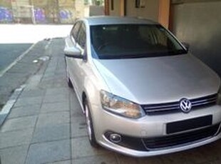 Volkswagen Polo 2012, Manual, 1.4 litres - East London
