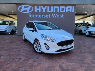 White Ford Fiesta 1.0 Ecoboost Trend with 59500km available now!