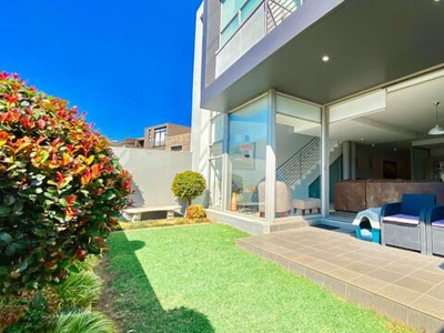 Townhouse For Sale In Hurlingham, Sandton