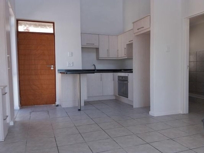 1 bedroom bachelor apartment for sale in Nelspruit (Mbombela)