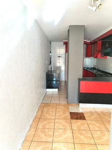 3 Bedroom Apartment in Houghton Estate For Sale
