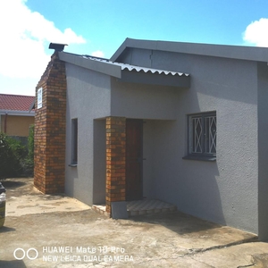 8 Bed House for Sale Pimville Soweto