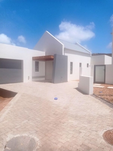 House in Saldanha Heights For Sale