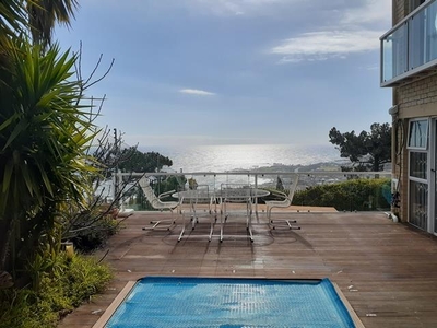 Townhouse Pending Sale in CAMPS BAY