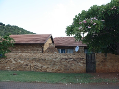 2 Bedroom Sectional Title Sold in Safari Gardens