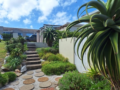 3 Bedroom Apartment / flat to rent in Hermanus Beach Club - 22 Church Street Extention