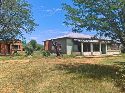 4Ha Small Holding For Sale in Highveld