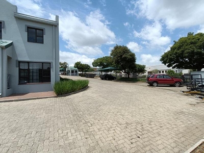 Gallagher Place: Warehouse / Factory / Distribution Centre To Let In Midrand!
