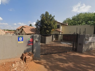 Townhouse For Sale in Germiston North